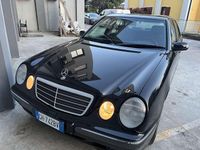 Usata Mercedes E200 Elegance 186 CV (136 kW) 2000 Berlina