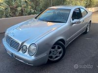 Usata Mercedes CLK200 136 CV (100 kW) 2001 Grigio Coupé