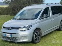 Usata VW Caddy Style 122 CV (89 kW) 2023 Grigio Monovolume