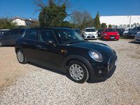 Begagnad Mini ONE 75 HK (55 kW) 2016 Svart Halvkombi