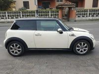 Usata Mini ONE 95 CV (69 kW) 2009 Beige Utilitaria