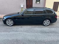 Usata BMW 325 197 CV (144 kW) 2009 Nero Berlina