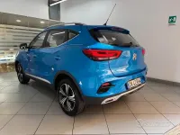 Usata MG ZS 106 CV (77 kW) 2023 Blu SUV