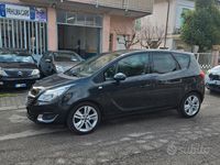 Usata Opel Meriva Cosmo 120 CV (88 kW) 2016 Nero Monovolume