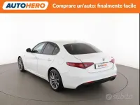 Begagnad Alfa Romeo Giulia Sprint 160 HK (117 kW) 2021 Vit Sedan