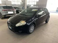 Usata Fiat Grande Punto Dynamic 65 CV (47 kW) 2005 Nero Utilitaria