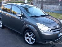 Usata Toyota Corolla Verso 2007 Grigio Monovolume
