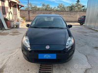 Usata Fiat Punto Lounge 69 CV (50 kW) 2014 Nero Utilitaria
