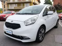 Usata Kia Venga 90 CV (66 kW) 2017 Bianco Utilitaria