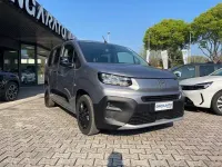Usado Fiat Doblò 131 HP (96 kW) 2024 Cinzento Monovolume