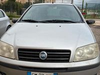 Usata Fiat Punto 60 CV (44 kW) 2004 Grigio Berlina