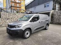 Usata Peugeot Partner 130 CV (95 kW) 2022 Grigio Monovolume