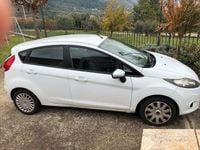 Usata Ford Fiesta 68 CV (50 kW) 2009 Bianco Utilitaria
