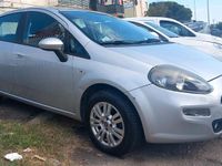 Usata Fiat Punto Lounge 85 CV (62 kW) 2015 Grigio Berlina