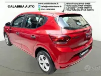 Usata Dacia Sandero Essentiel 65 CV (47 kW) 2022 Rosso Berlina