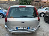 Usata Ford Fusion 68 CV (50 kW) 2005 Grigio Berlina