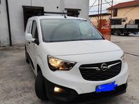 Begagnad Opel Combo 102 HK (75 kW) 2019 Vit Minibuss