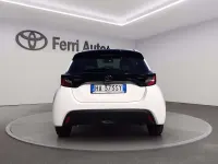 Usata Toyota Yaris Hybrid Active 116 CV (85 kW) 2025 Super white Berlina