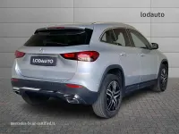 Usata Mercedes GLA200 150 CV (110 kW) 2022 Argento SUV