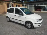 Usata Fiat Panda Active 69 CV (50 kW) 2011 Bianco Utilitaria