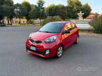 Usata Kia Picanto 69 CV (50 kW) 2012 Rosso Utilitaria