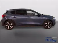 Usata Ford Focus ST-Line 125 CV (91 kW) 2023 Chrome blue Berlina