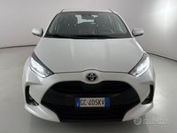 Usata Toyota Yaris Hybrid Trend 92 CV (67 kW) 2020 Bianco Berlina
