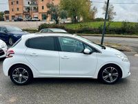 Usata Peugeot 208 92 CV (67 kW) 2013 Bianco Utilitaria