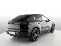 Nuova Porsche Macan 330 kW (449 CV) 2026 Nero jet metallizzato SUV