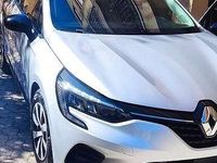 Usata Renault Clio V Techno 91 CV (66 kW) 2023 Argento Berlina