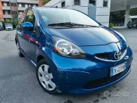Begagnad Toyota Aygo 68 HK (50 kW) 2007 Blå Halvkombi