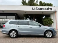 Begagnad VW Passat Comfortline 140 HK (102 kW) 2012 Blå Sedan