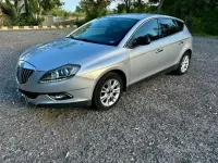 Begagnad Lancia Delta 120 HK (88 kW) 2009 Grå Halvkombi