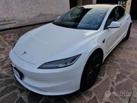 Usata Tesla Model 3 RWD 208 kW (283 CV) 2023 Bianco Berlina
