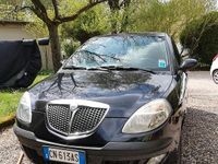 Usata Lancia Ypsilon 80 CV (58 kW) 2004 Blu Utilitaria