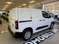 Usata Citroën Berlingo 99 CV (72 kW) 2020 Bianco Monovolume