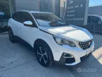 Usata Peugeot 3008 Allure 131 CV (96 kW) 2019 Vari colori SUV