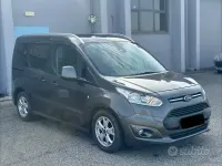 Usata Ford Tourneo Connect Titanium 120 CV (88 kW) 2018 Grigio Monovolume