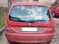 Usata Lancia Ypsilon 54 CV (39 kW) 2002 Rosso Utilitaria