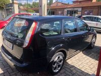 Usata Ford Focus Style 109 CV (80 kW) 2009 Nero Station wagon