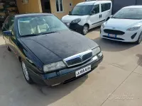 Begagnad Lancia Kappa 220 HK (161 kW) 1999 Svart Sportkupé
