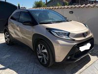 Usata Toyota Aygo X Lounge 72 CV (52 kW) 2023 Oro SUV