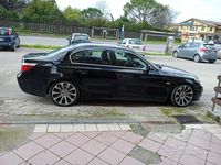 Usata BMW 545 333 CV (244 kW) 2005 Nero Berlina