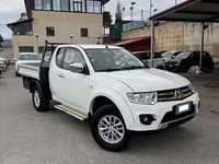 Usata Mitsubishi L200 178 CV (130 kW) 2014 Bianco Pick-up