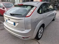 Usata Ford Focus Titanium 109 CV (80 kW) 2010 Argento Berlina