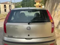 Usata Fiat Punto 69 CV (50 kW) 2010 Marrone Utilitaria