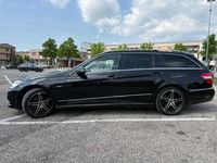 Usata Mercedes E220 Avantgarde 170 CV (125 kW) 2012 Nero Station wagon