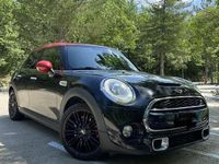 Begagnad Mini Cooper SD 170 HK (125 kW) 2015 Svart Halvkombi