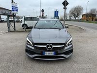 Usata Mercedes CLA220 Premium 169 CV (124 kW) 2019 Grigio Berlina