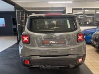 Begagnad Jeep Renegade Limited 131 HK (96 kW) 2022 Grå SUV